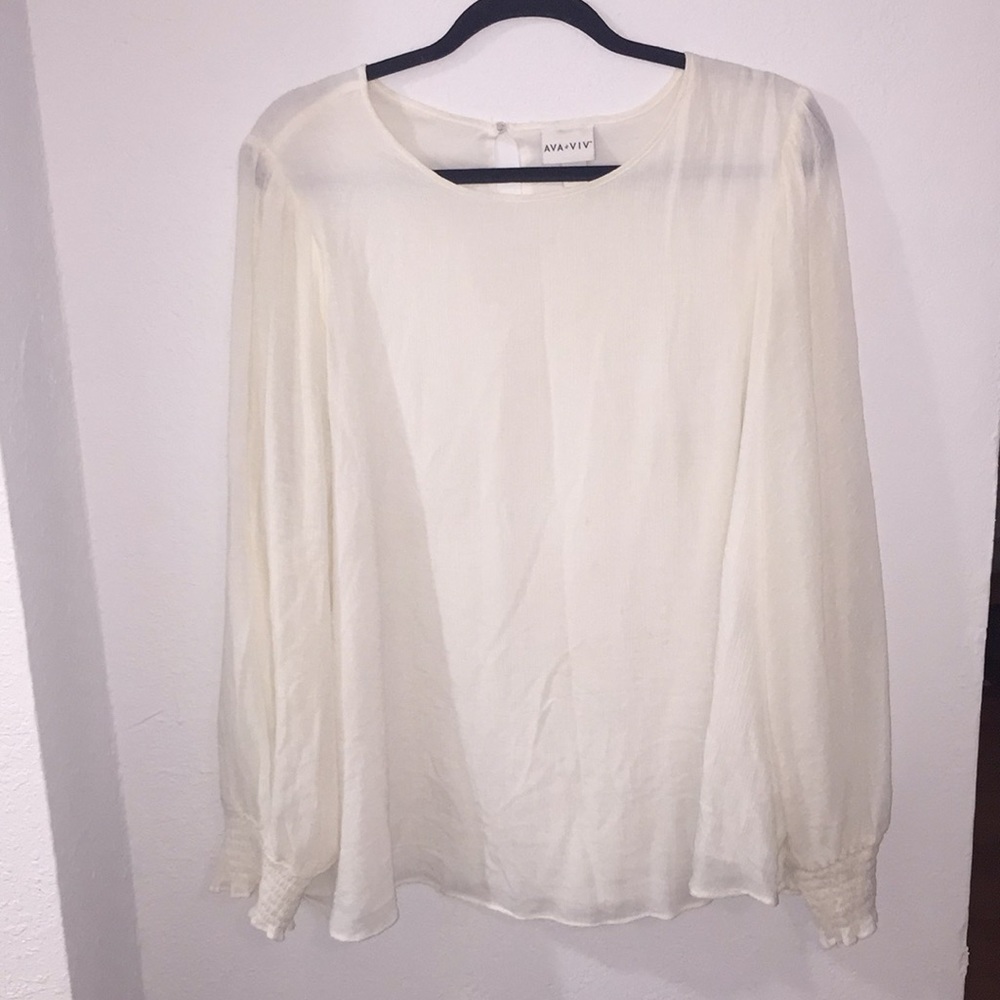 White Long sleeve blouse